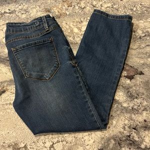 Kenzie cropped/ankle jeans size 6/28